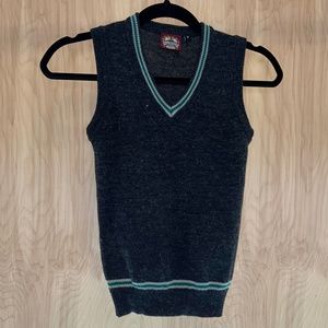 HARRY POTTER Slytherin VEST SWEATER Whimsic Alley Habber & Dasher YL Discontinue